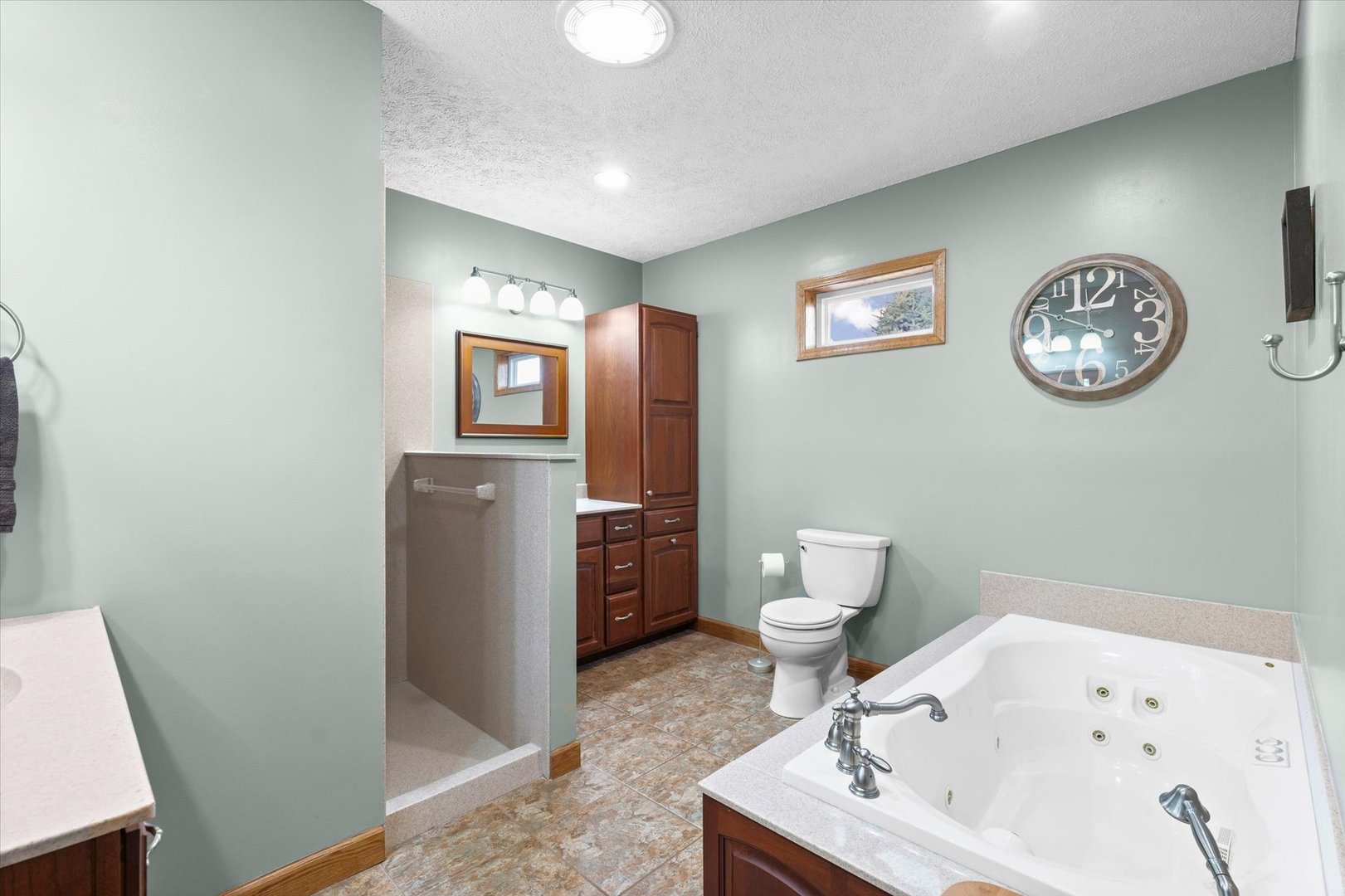 540 E 50n Road, Gibson City, IL 60936