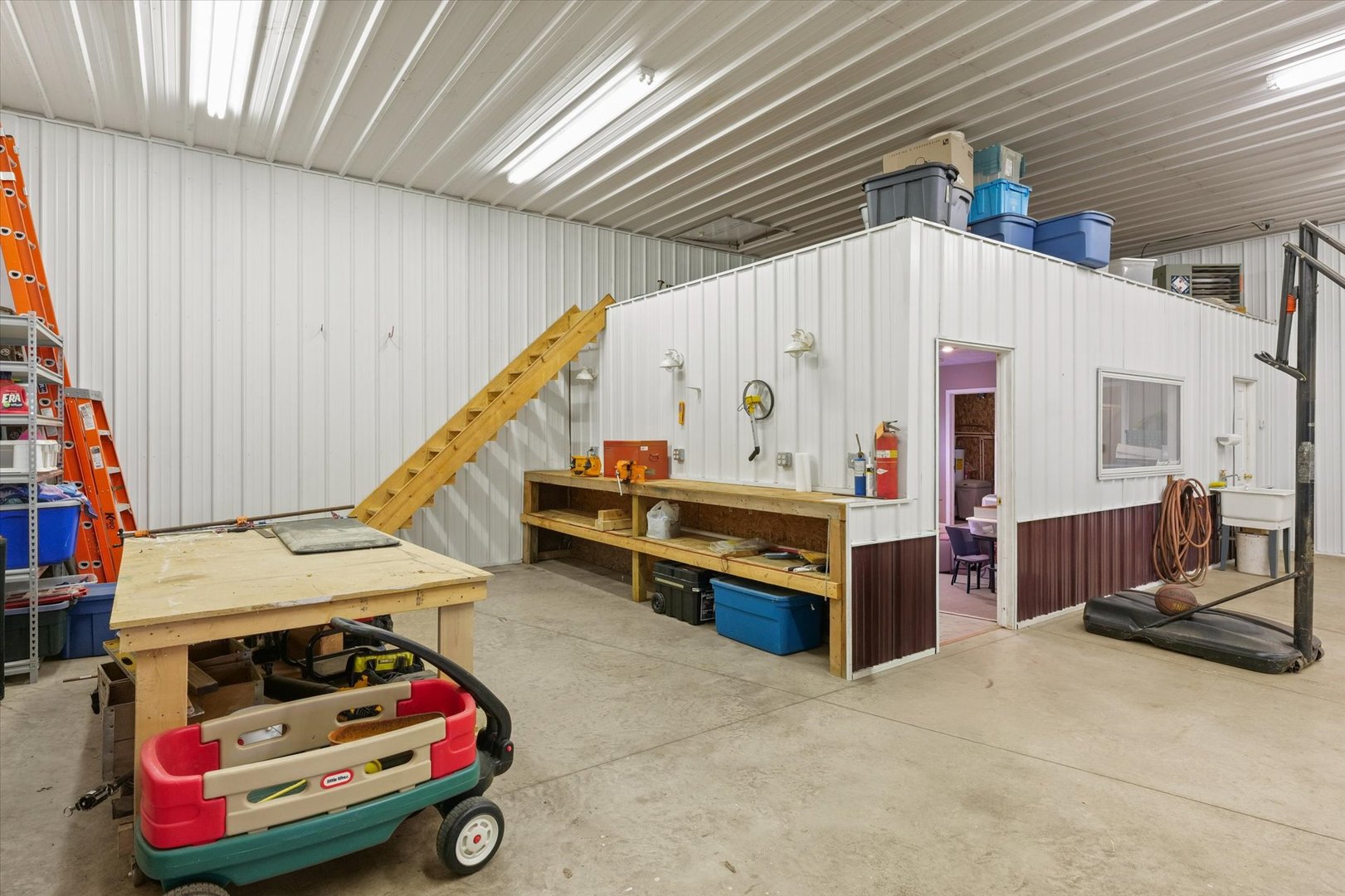 540 E 50n Road, Gibson City, IL 60936