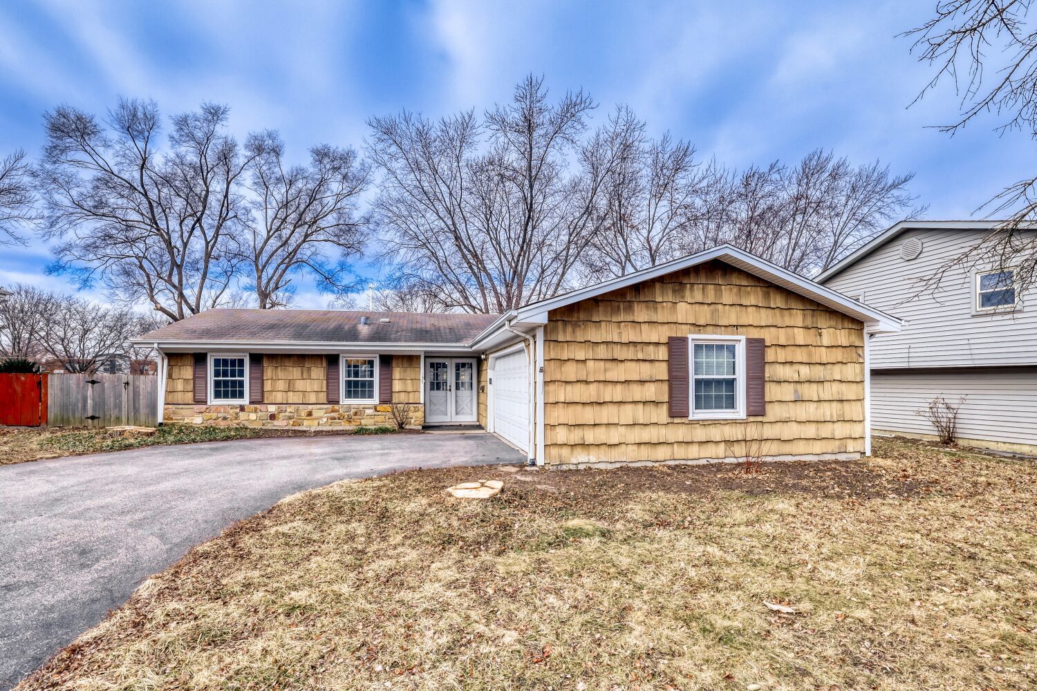 135 Ramblewood Lane, Lake Zurich, IL 60047