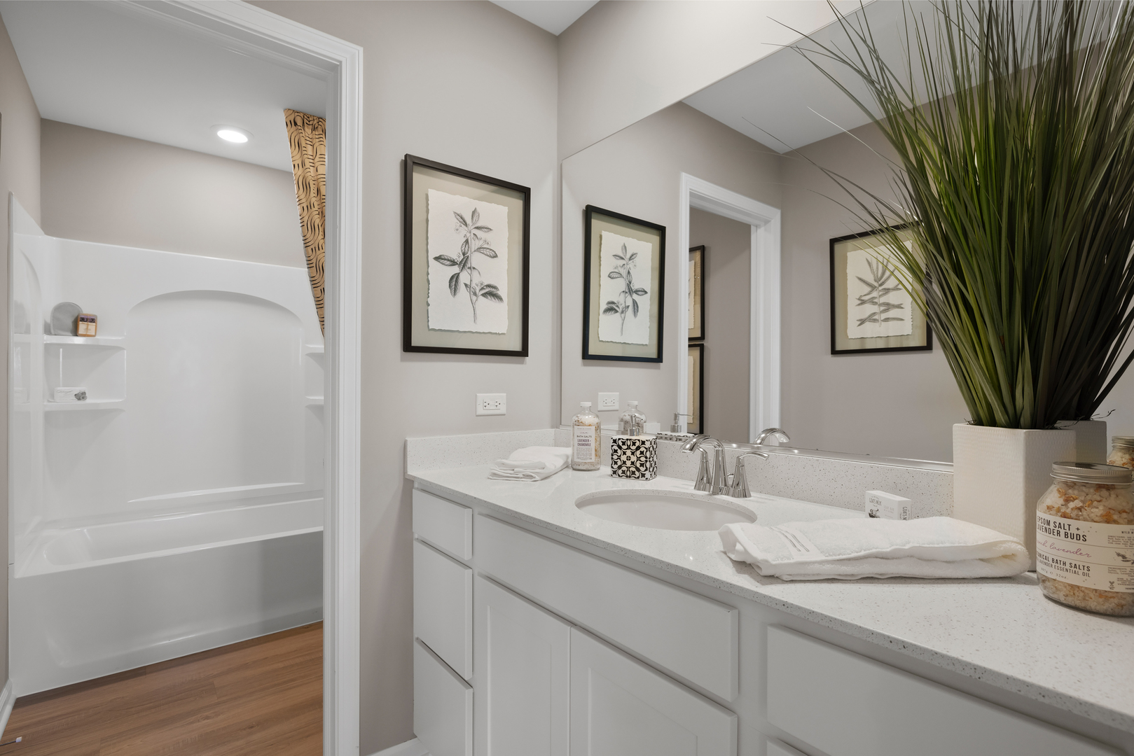 594 Lismore Circle, Elgin, IL 60124