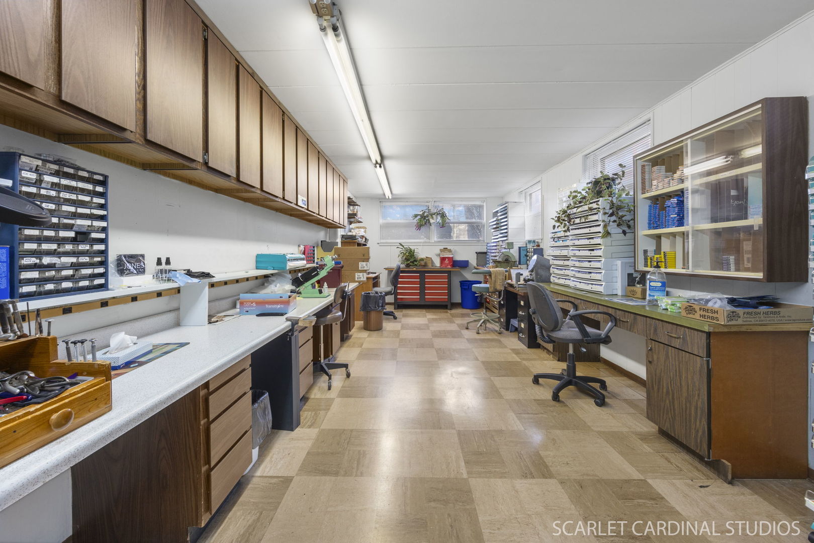 25 S Villa Avenue, Villa Park, IL 60181