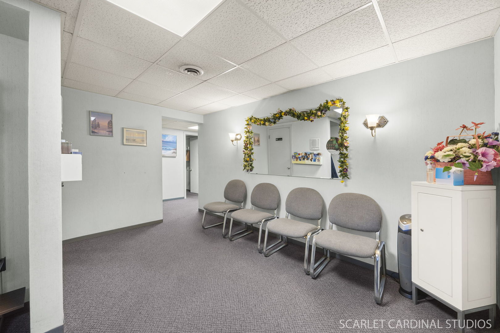 25 S Villa Avenue, Villa Park, IL 60181