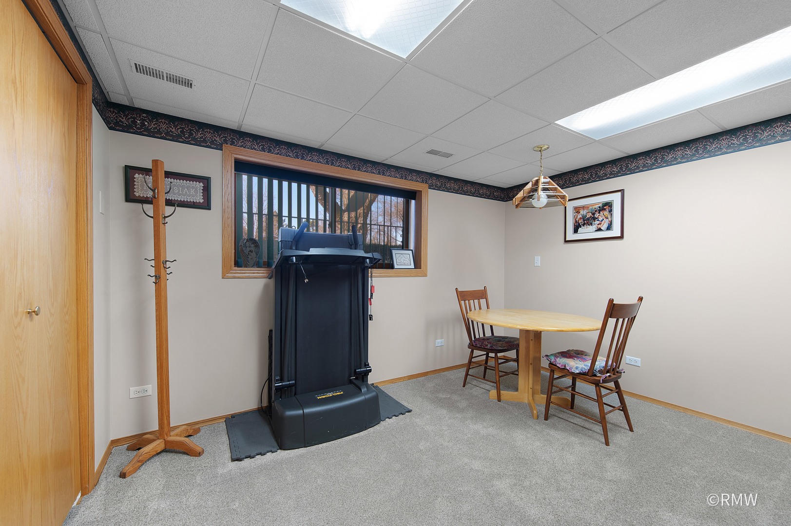 635 Verona Court, Schaumburg, IL 60193