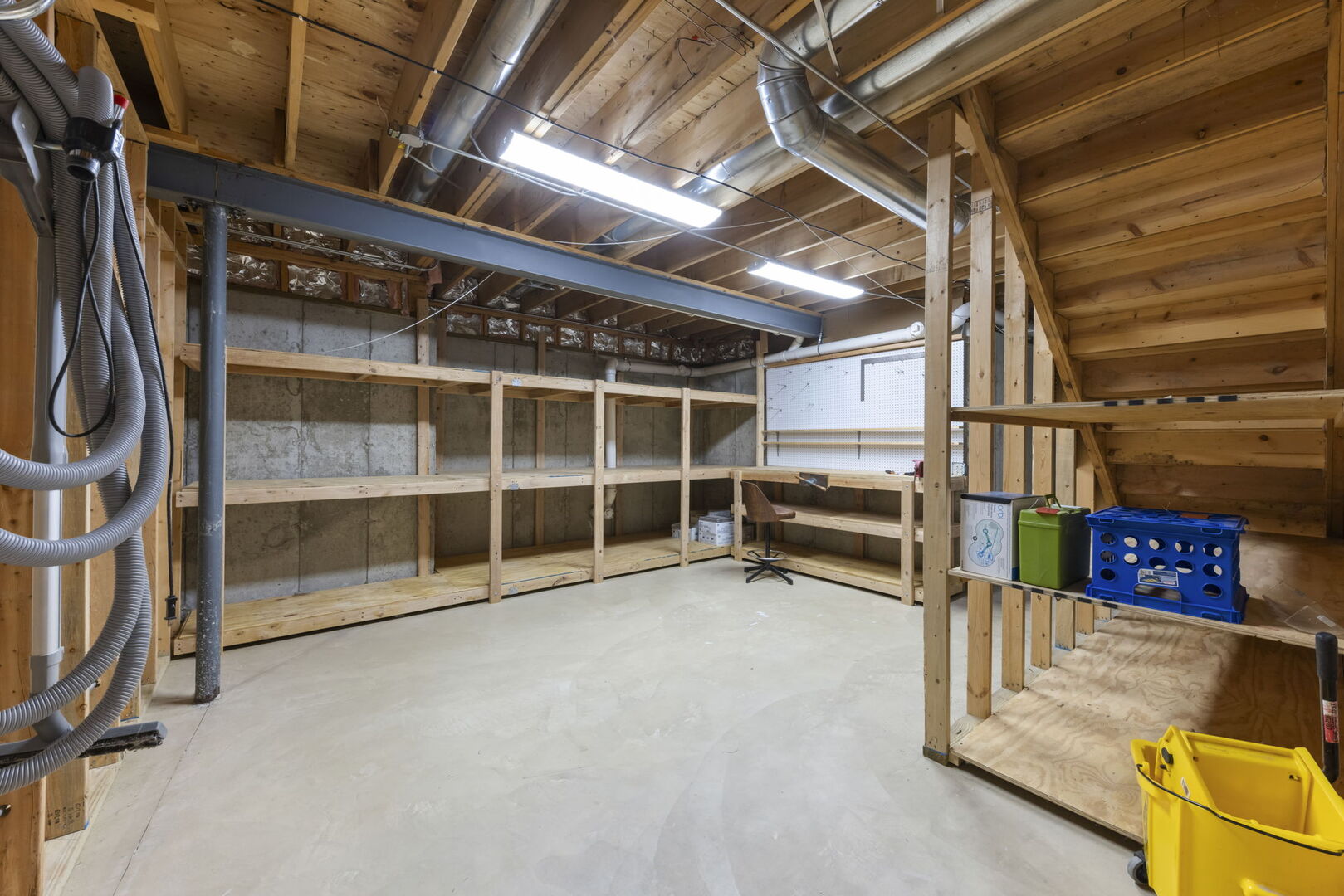 204 Amherst Circle, Oswego, IL 60543