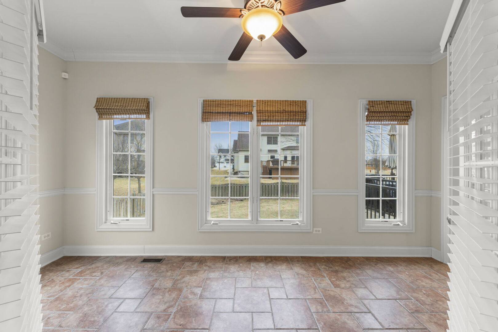 204 Amherst Circle, Oswego, IL 60543