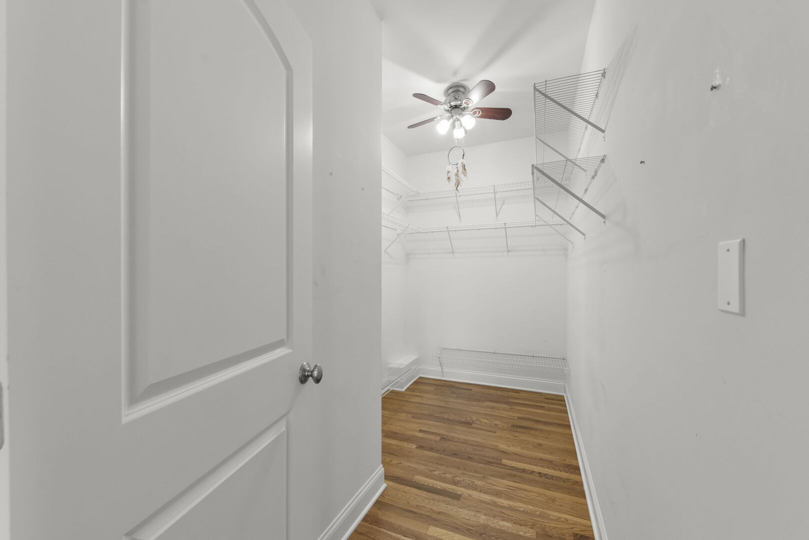 204 Amherst Circle, Oswego, IL 60543