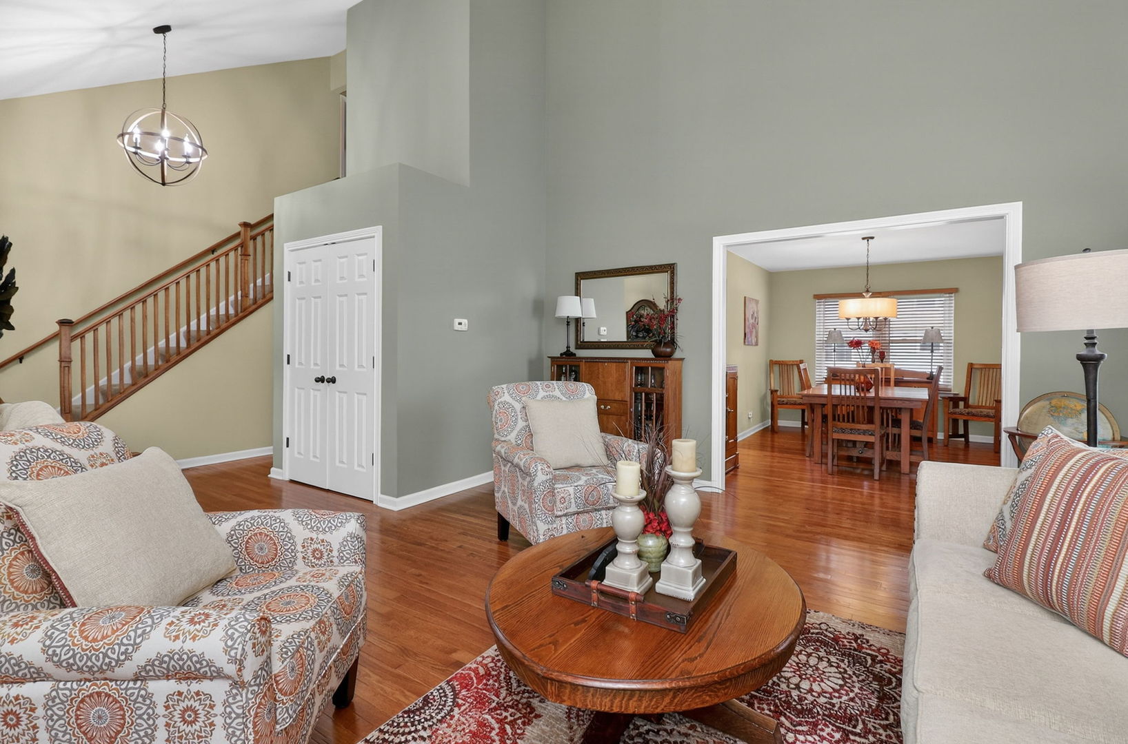 599 Hempstead Avenue, Naperville, IL 60565