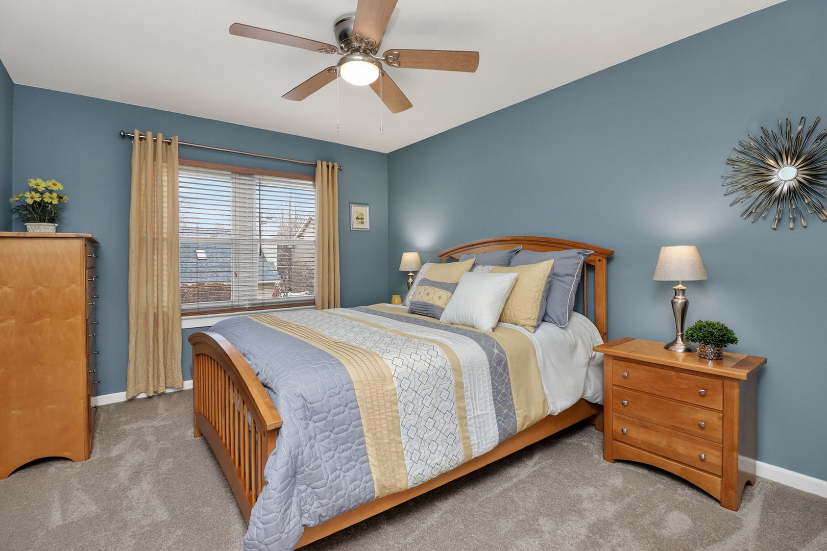 599 Hempstead Avenue, Naperville, IL 60565