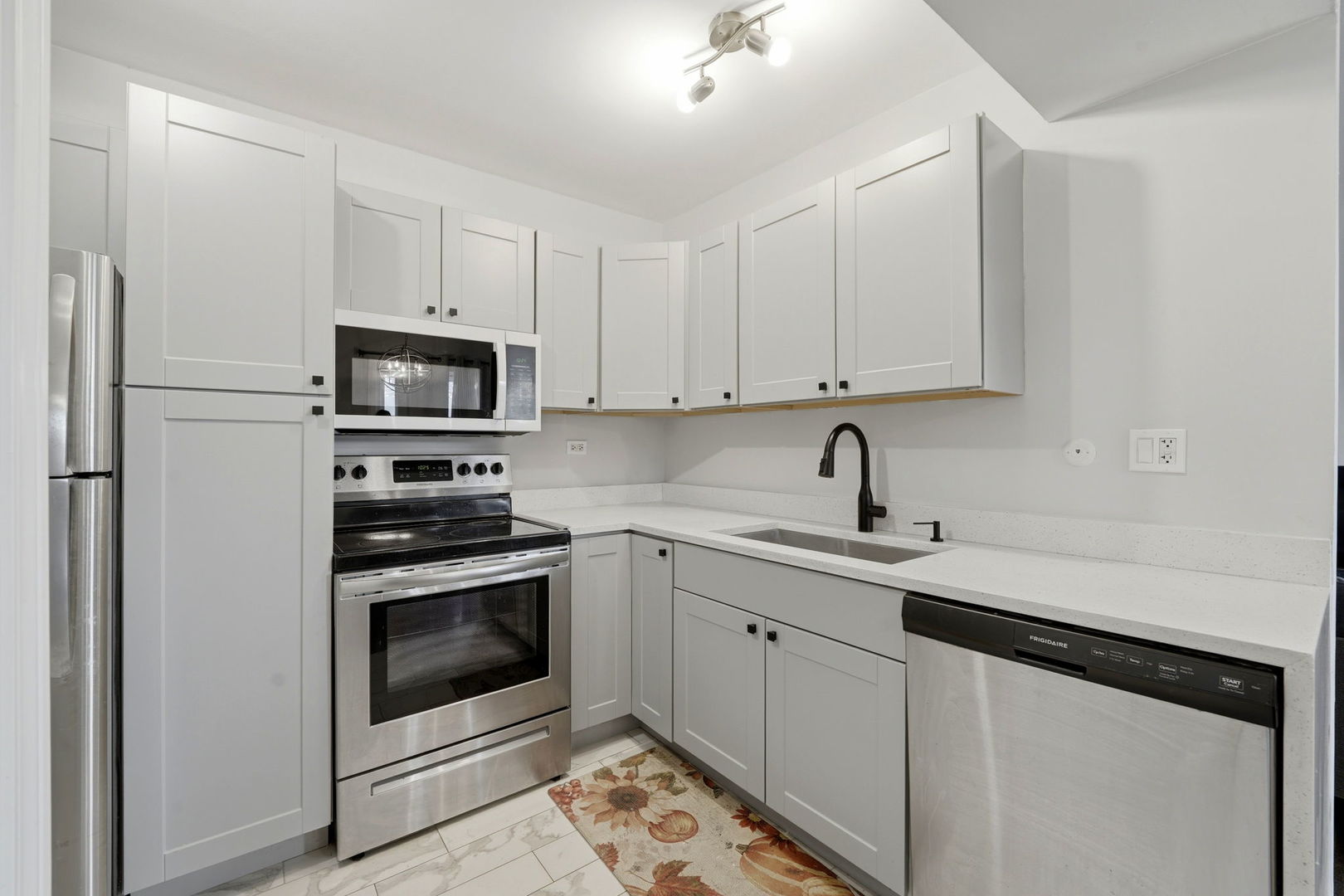 10111 Old Orchard Court #304, Skokie, IL 60076