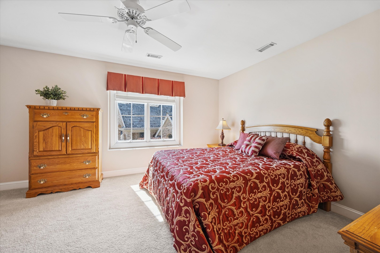 24735 W Manor Drive, Shorewood, IL 60404