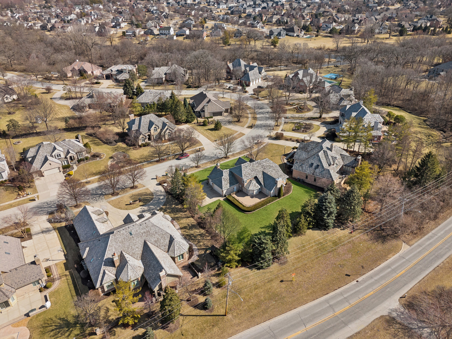 24735 W Manor Drive, Shorewood, IL 60404