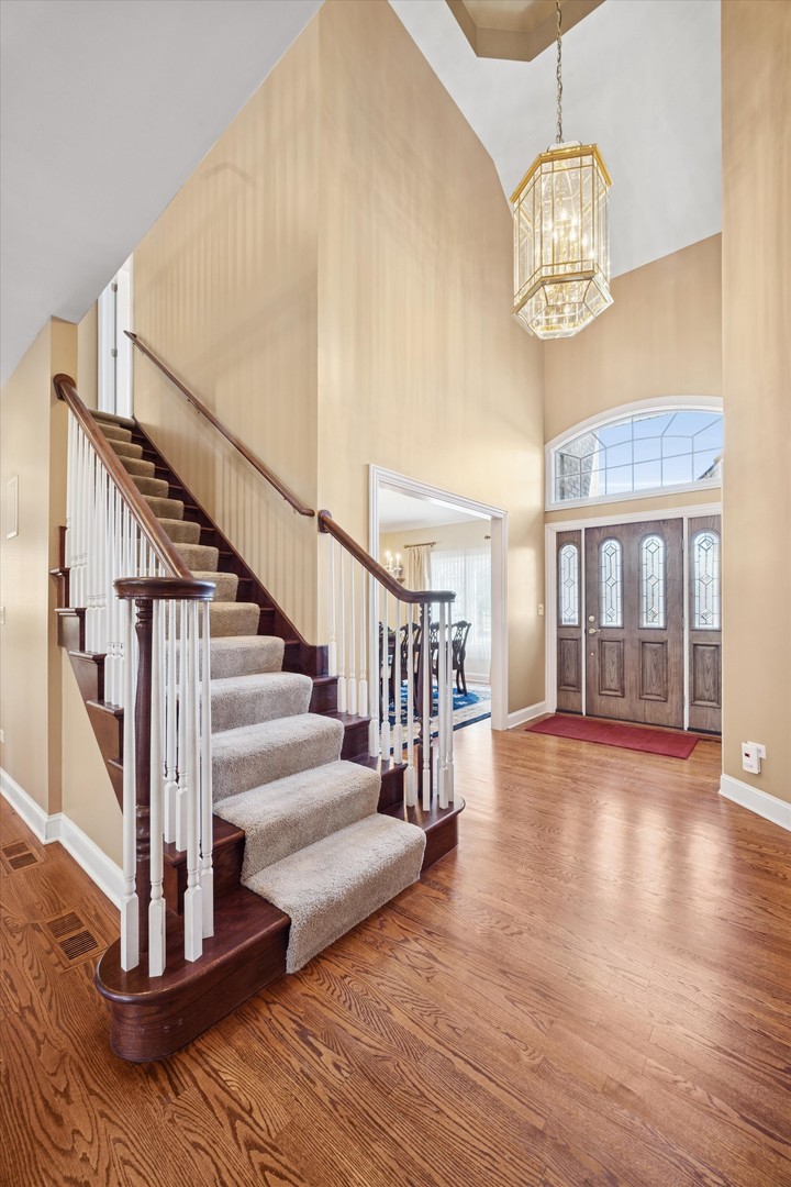 24735 W Manor Drive, Shorewood, IL 60404