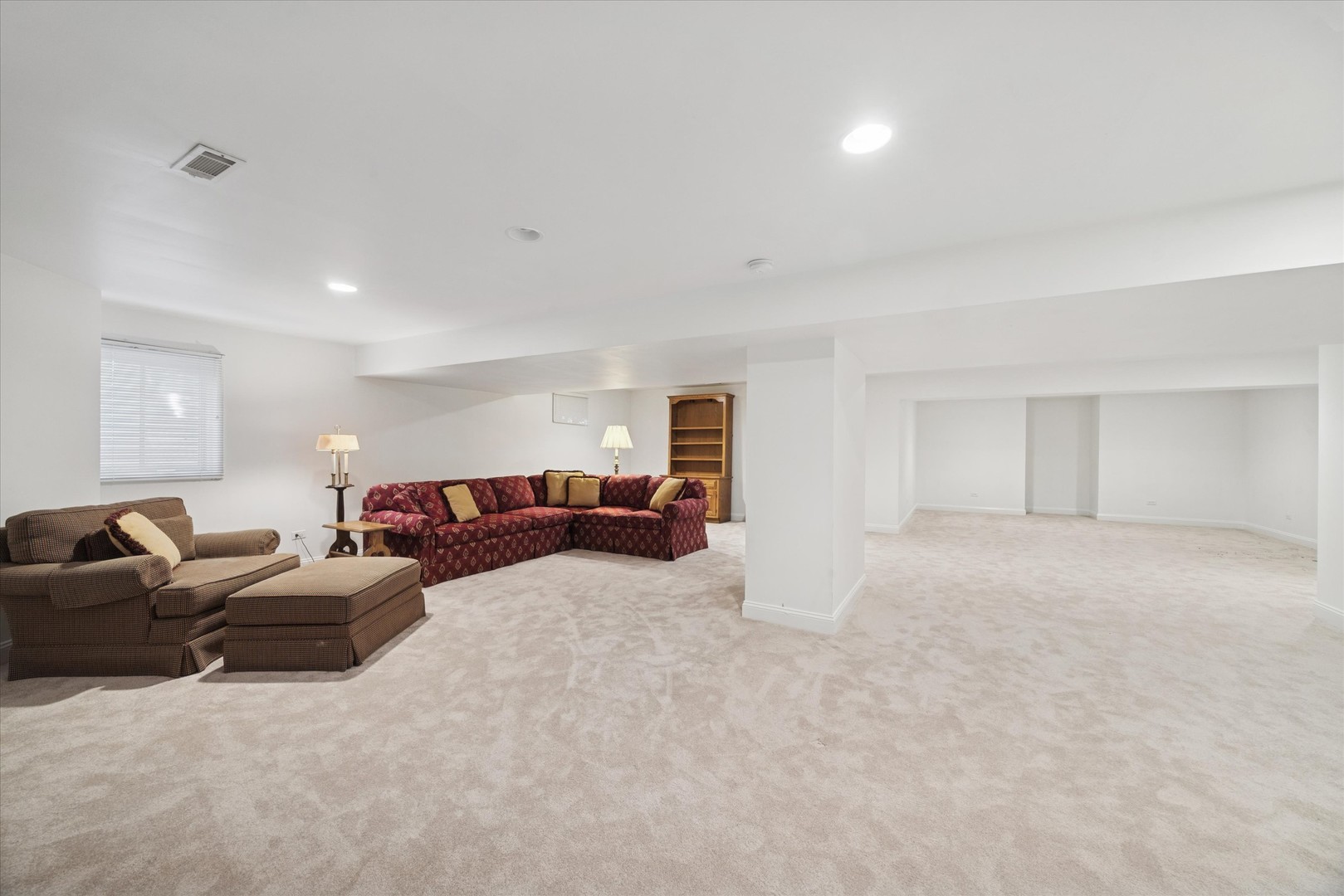 24735 W Manor Drive, Shorewood, IL 60404