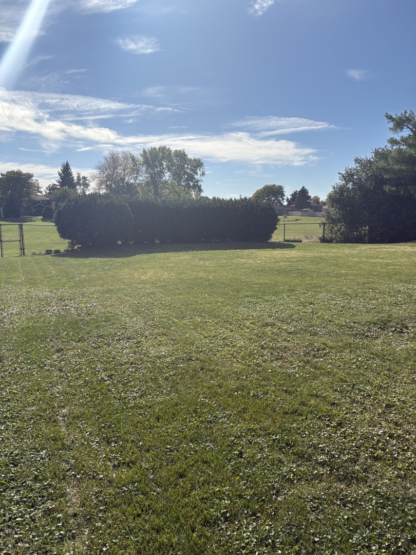 7631 Chestnut Drive, Orland Park, IL 60462