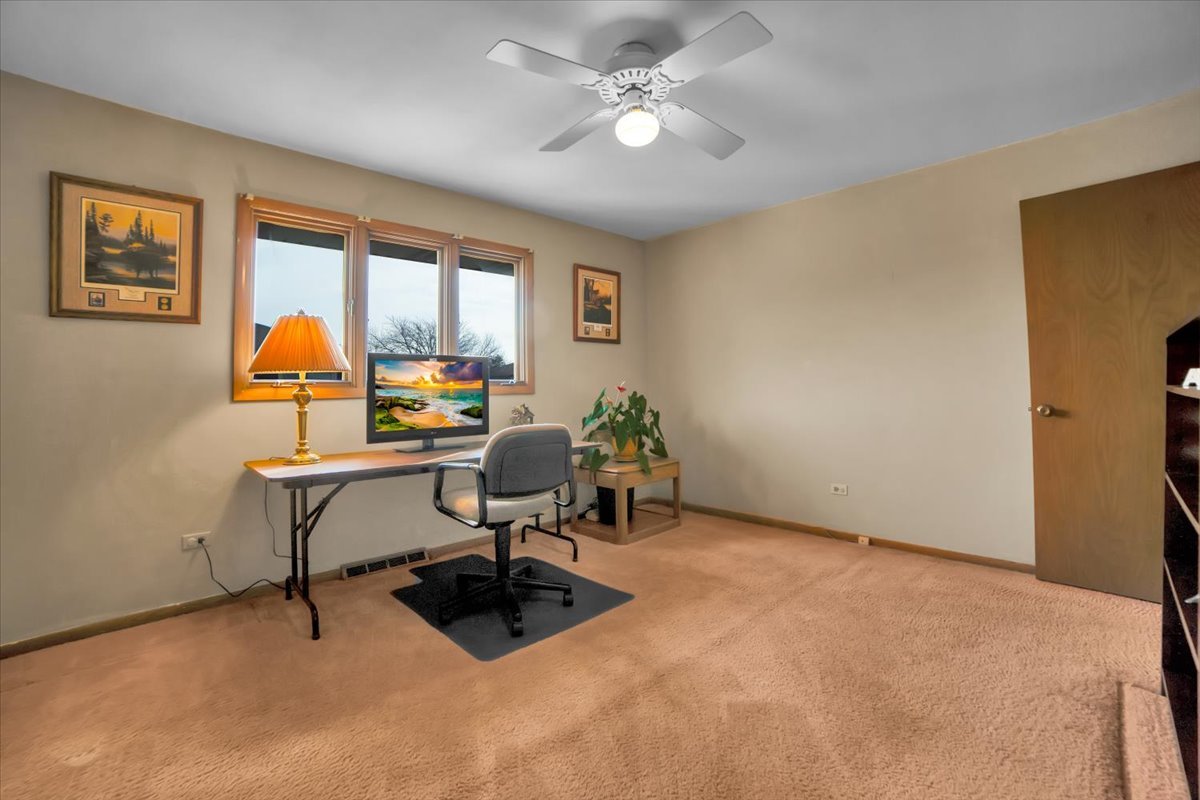 7631 Chestnut Drive, Orland Park, IL 60462