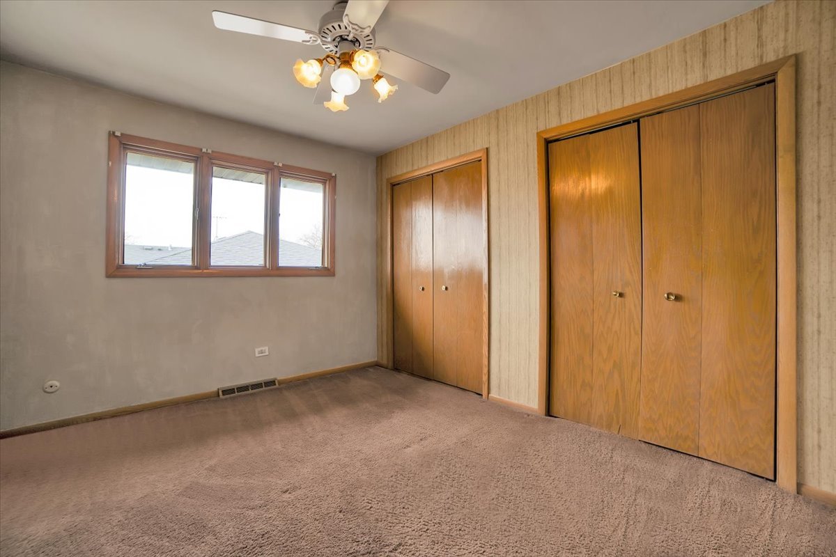 7631 Chestnut Drive, Orland Park, IL 60462