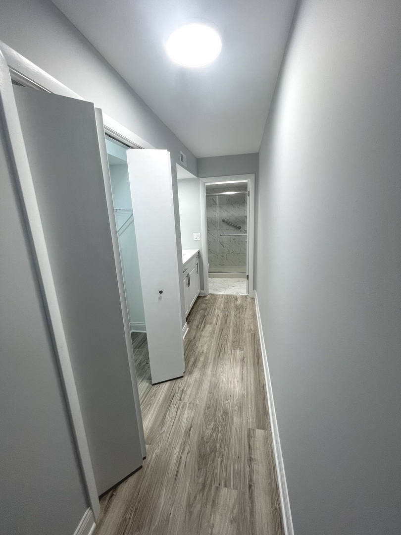 121 S Spruce Avenue #103, Wood Dale, IL 60191