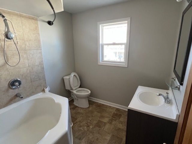 2413 Eastline Drive, Joliet, IL 60431