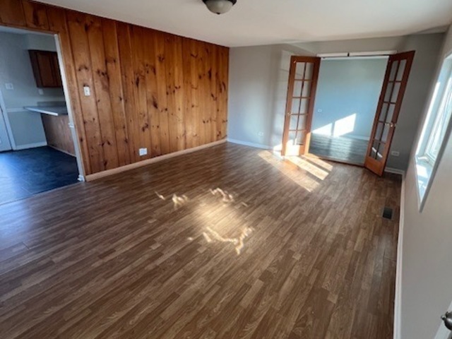 2413 Eastline Drive, Joliet, IL 60431