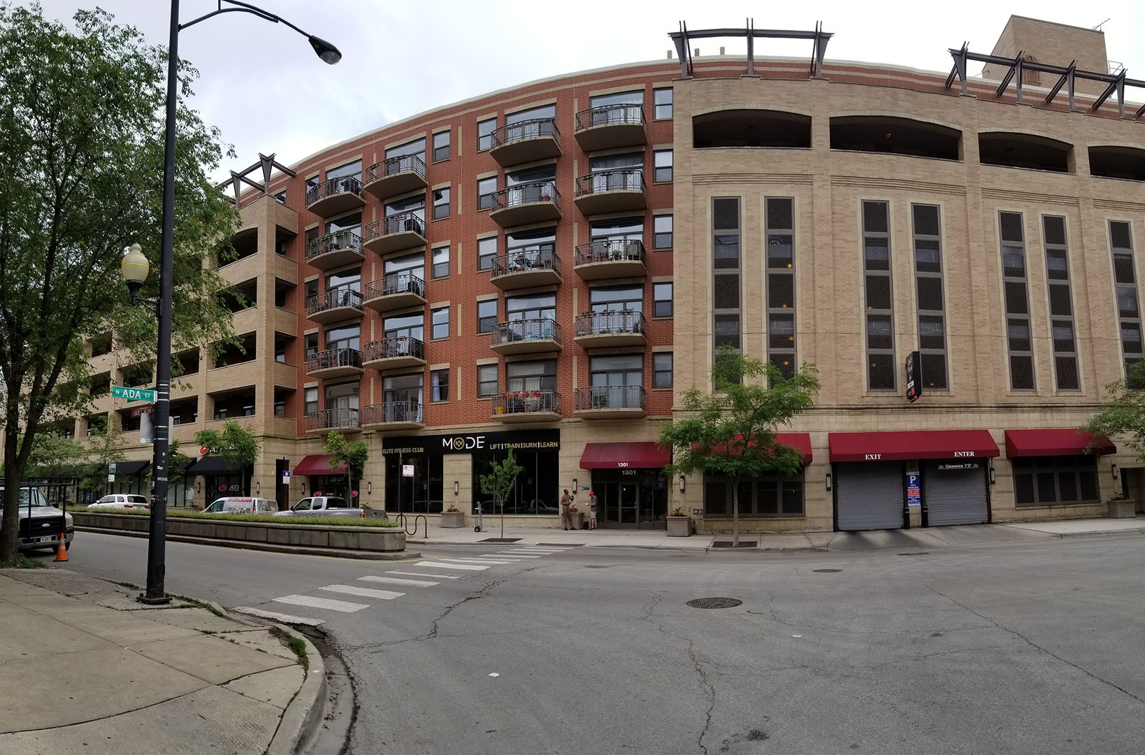 Chicago, IL 60607
