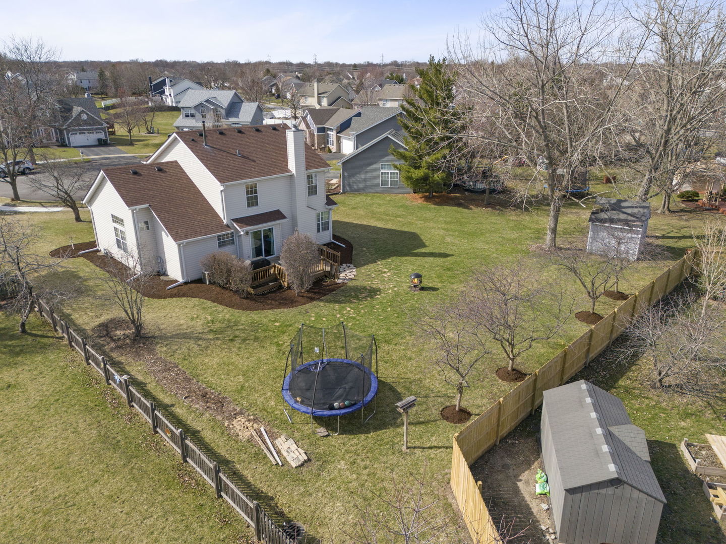 604 Berkshire Court, Oswego, IL 60543