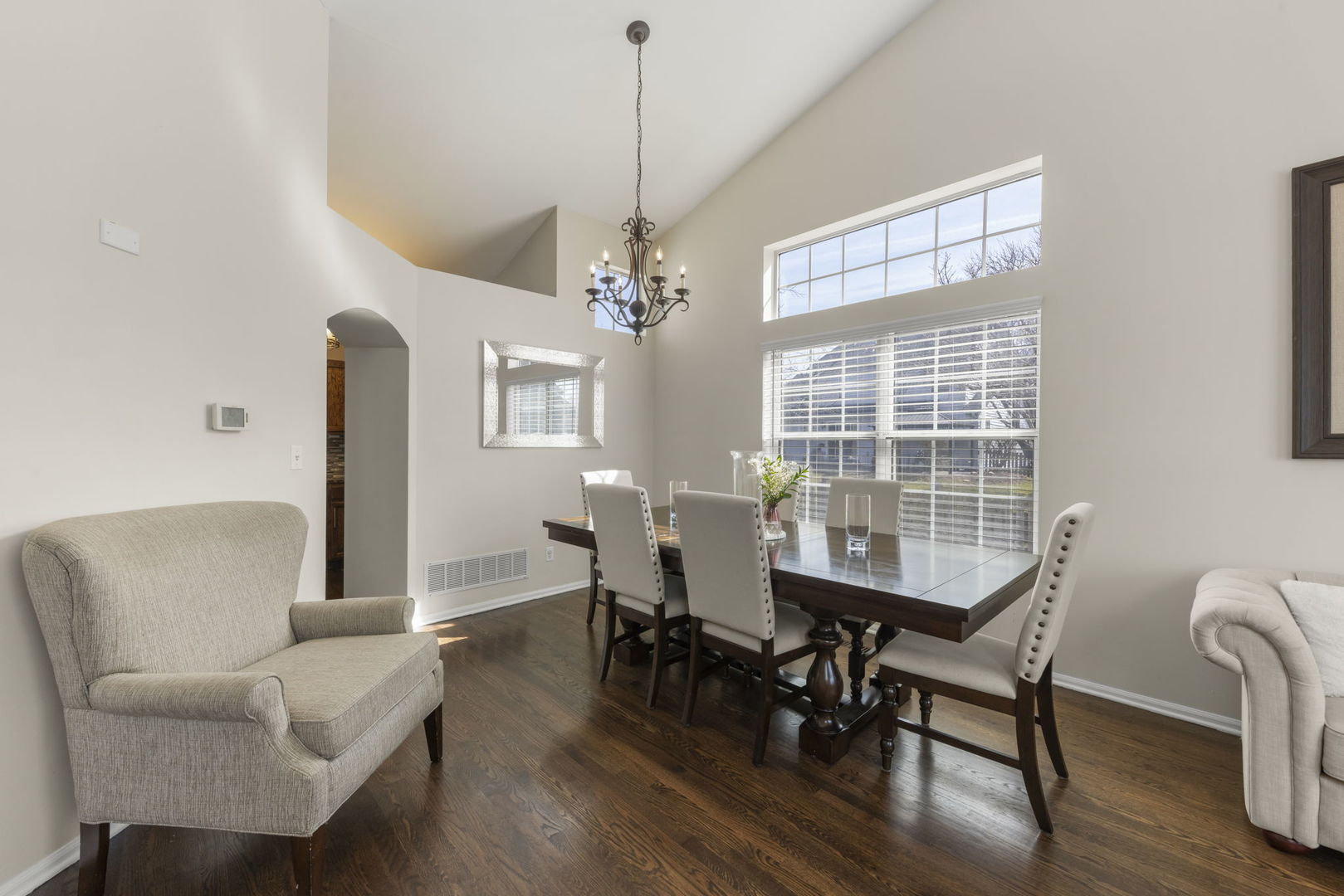 604 Berkshire Court, Oswego, IL 60543