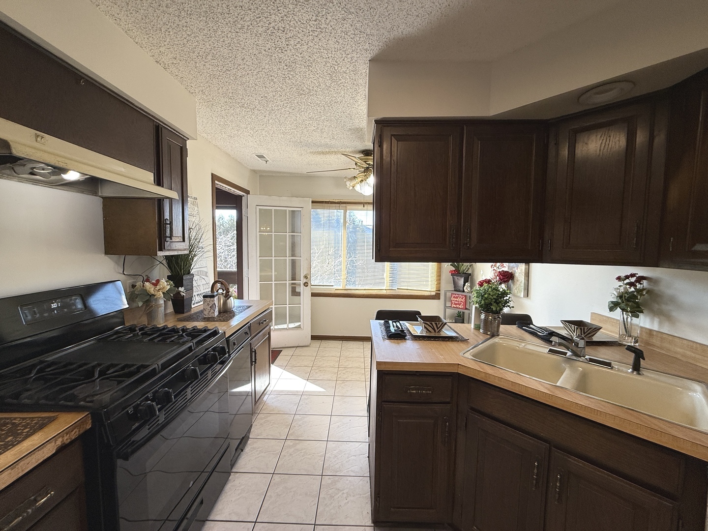 15726 Orlan Brook Drive #195, Orland Park, IL 60462