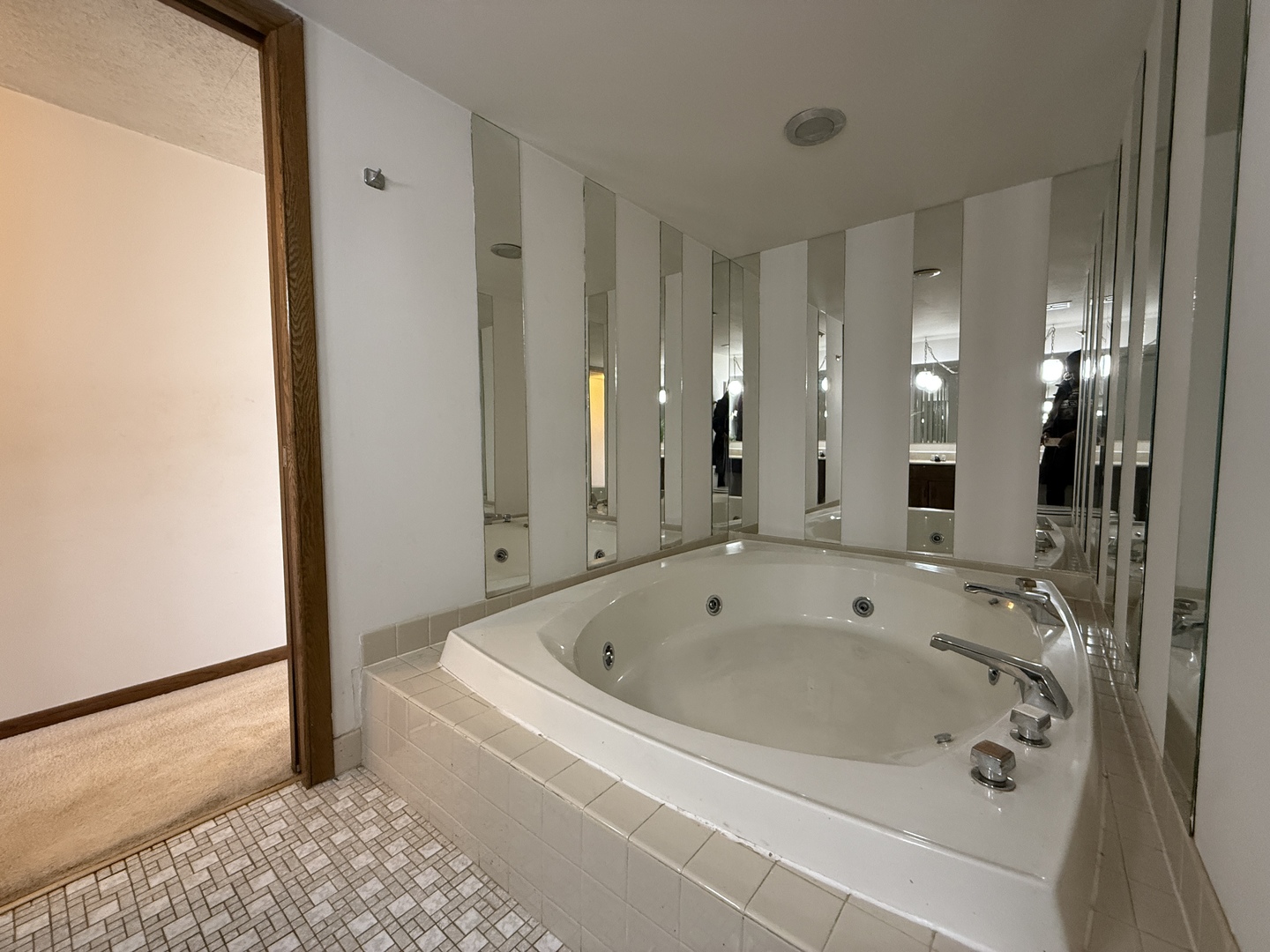 15726 Orlan Brook Drive #195, Orland Park, IL 60462