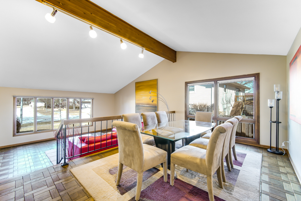 519 Charlestown Drive, Bolingbrook, IL 60440