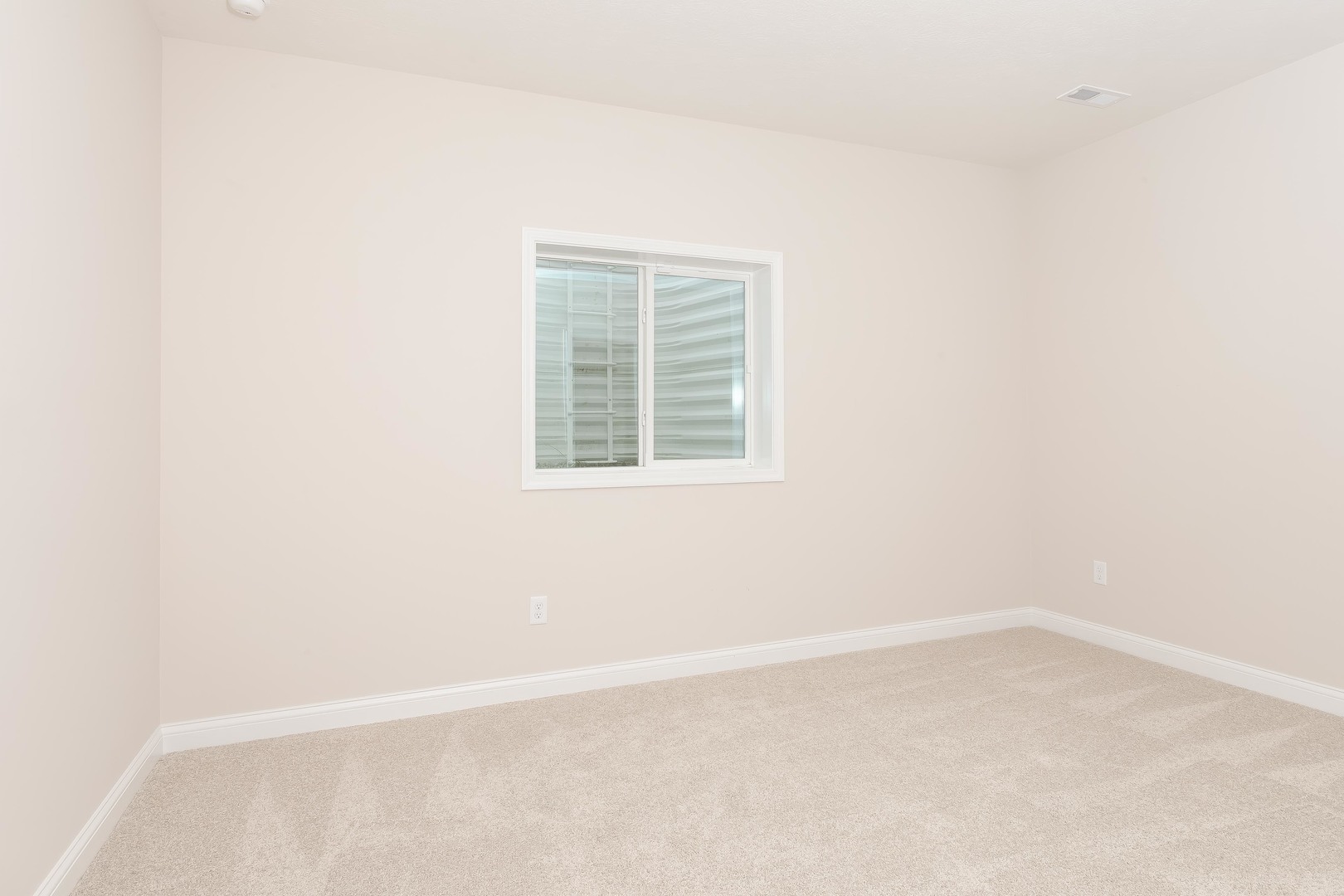 1906 Dunraven Road, Bloomington, IL 61704