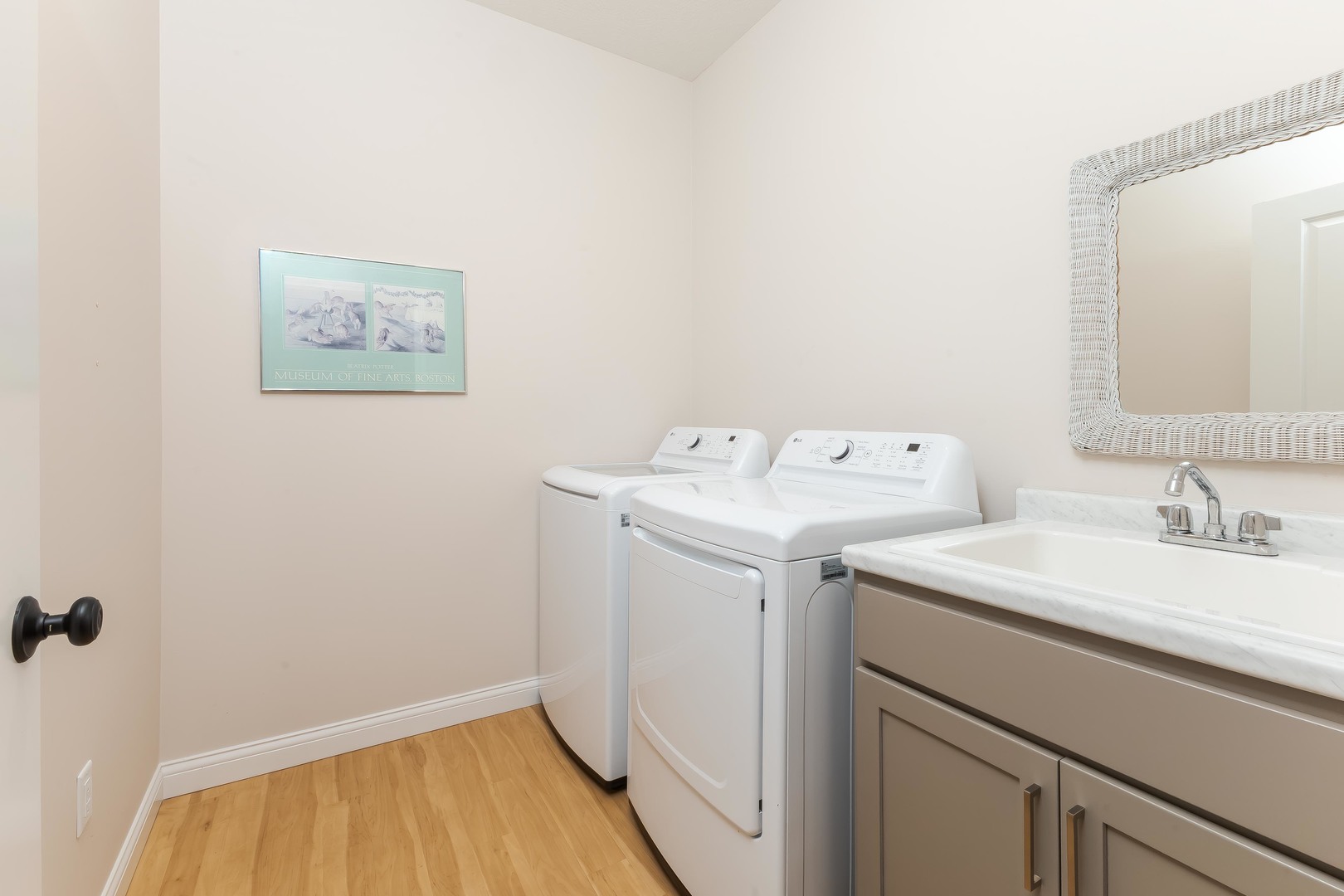 1906 Dunraven Road, Bloomington, IL 61704