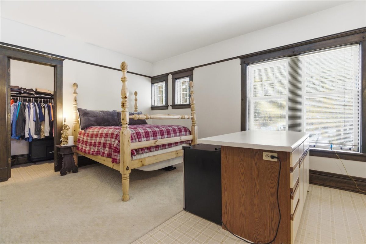 2716 Bethel Boulevard, Zion, IL 60099