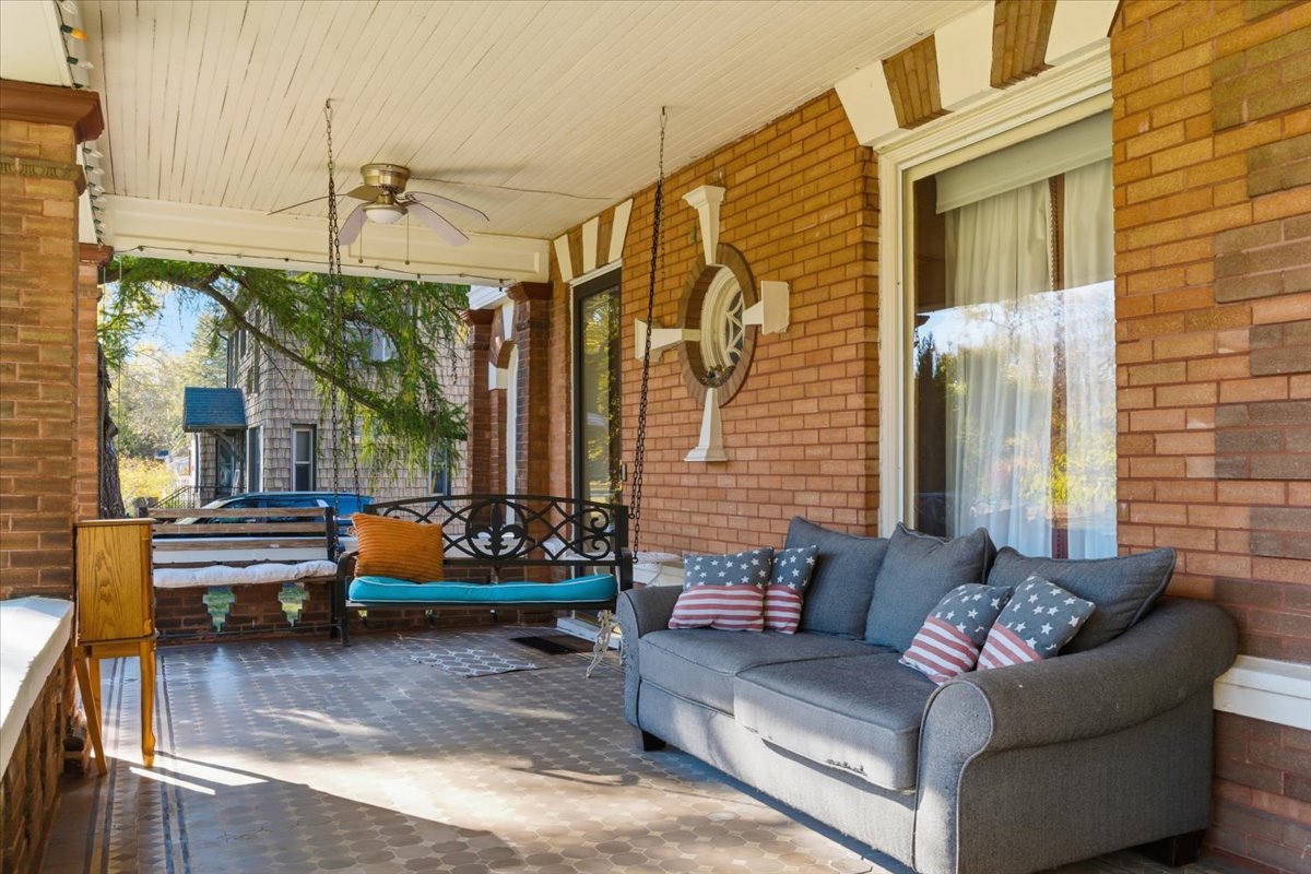 2716 Bethel Boulevard, Zion, IL 60099