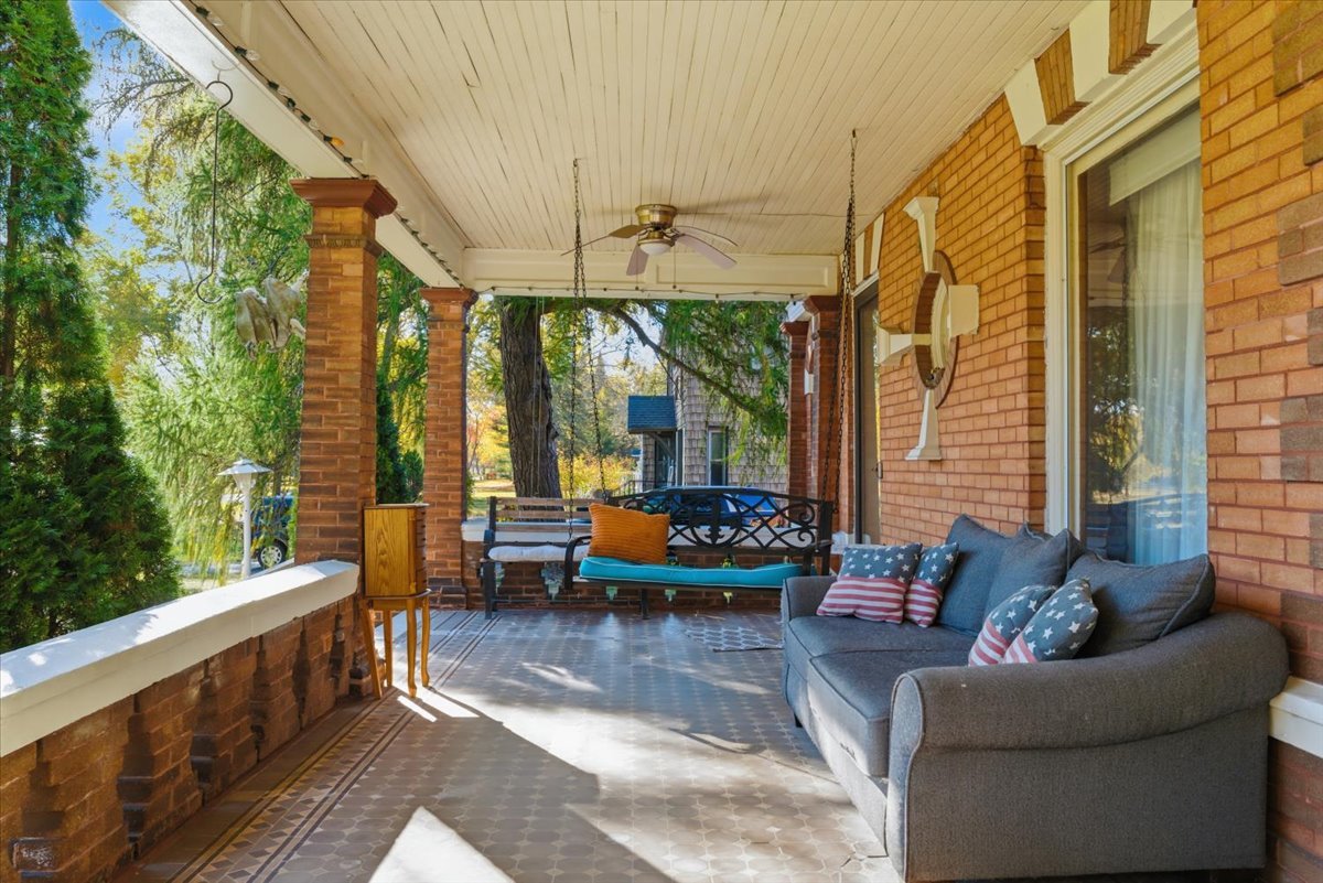 2716 Bethel Boulevard, Zion, IL 60099