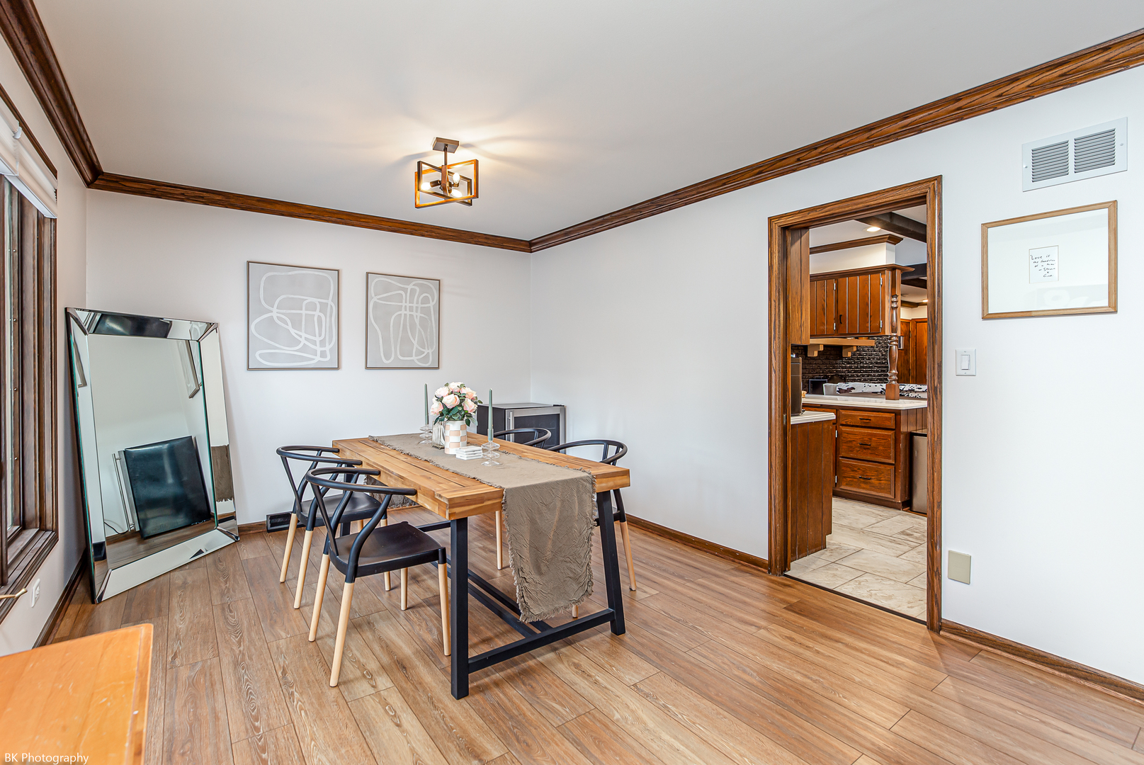 6729 W Menominee Parkway, Palos Heights, IL 60463