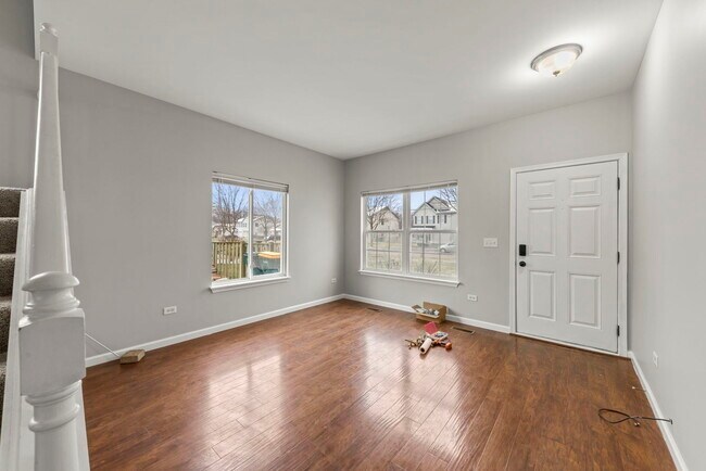 2817 Hoffman Street, Plano, IL 60545