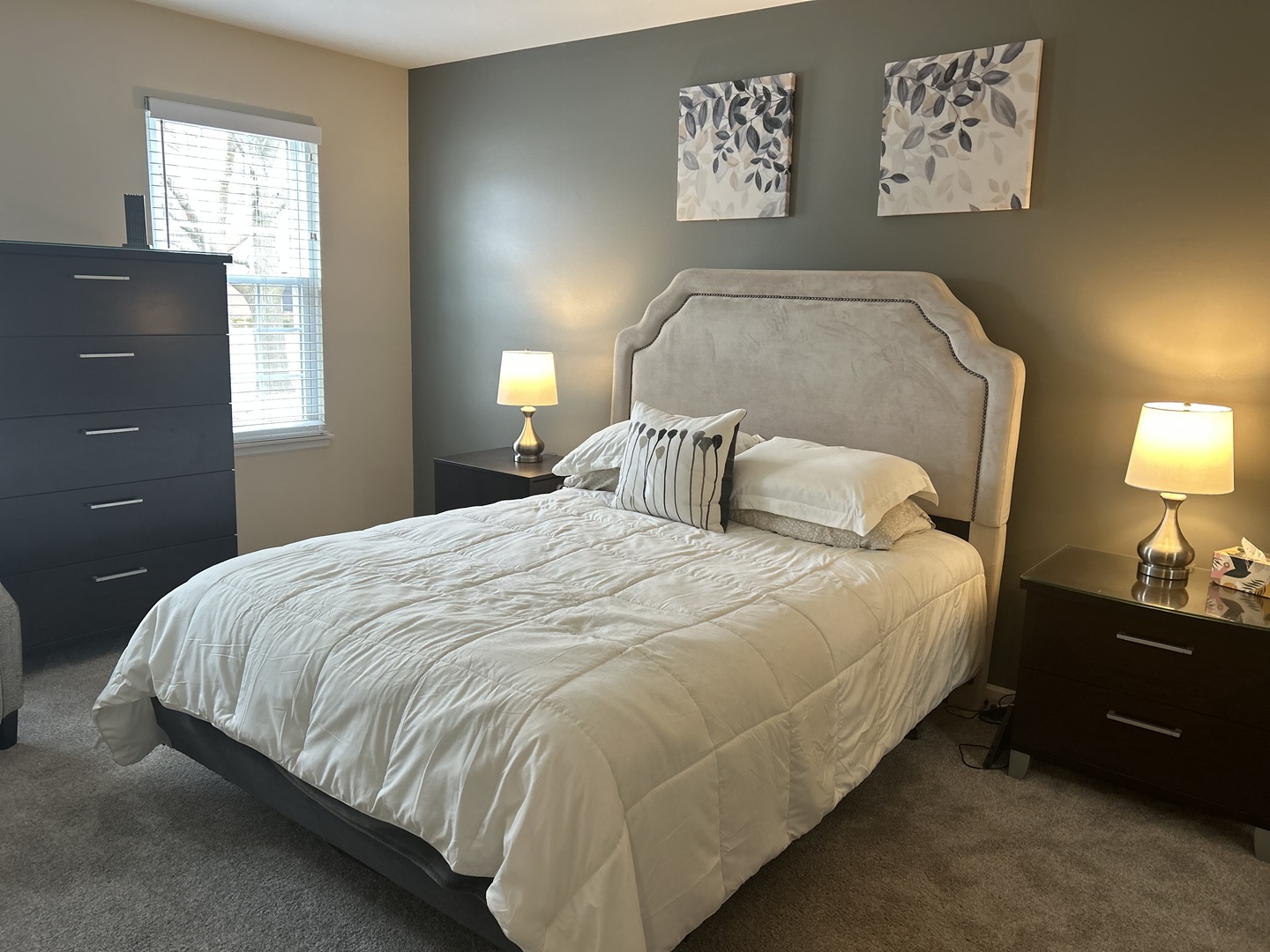 1252 Beechwood Court #1C, Schaumburg, IL 60193