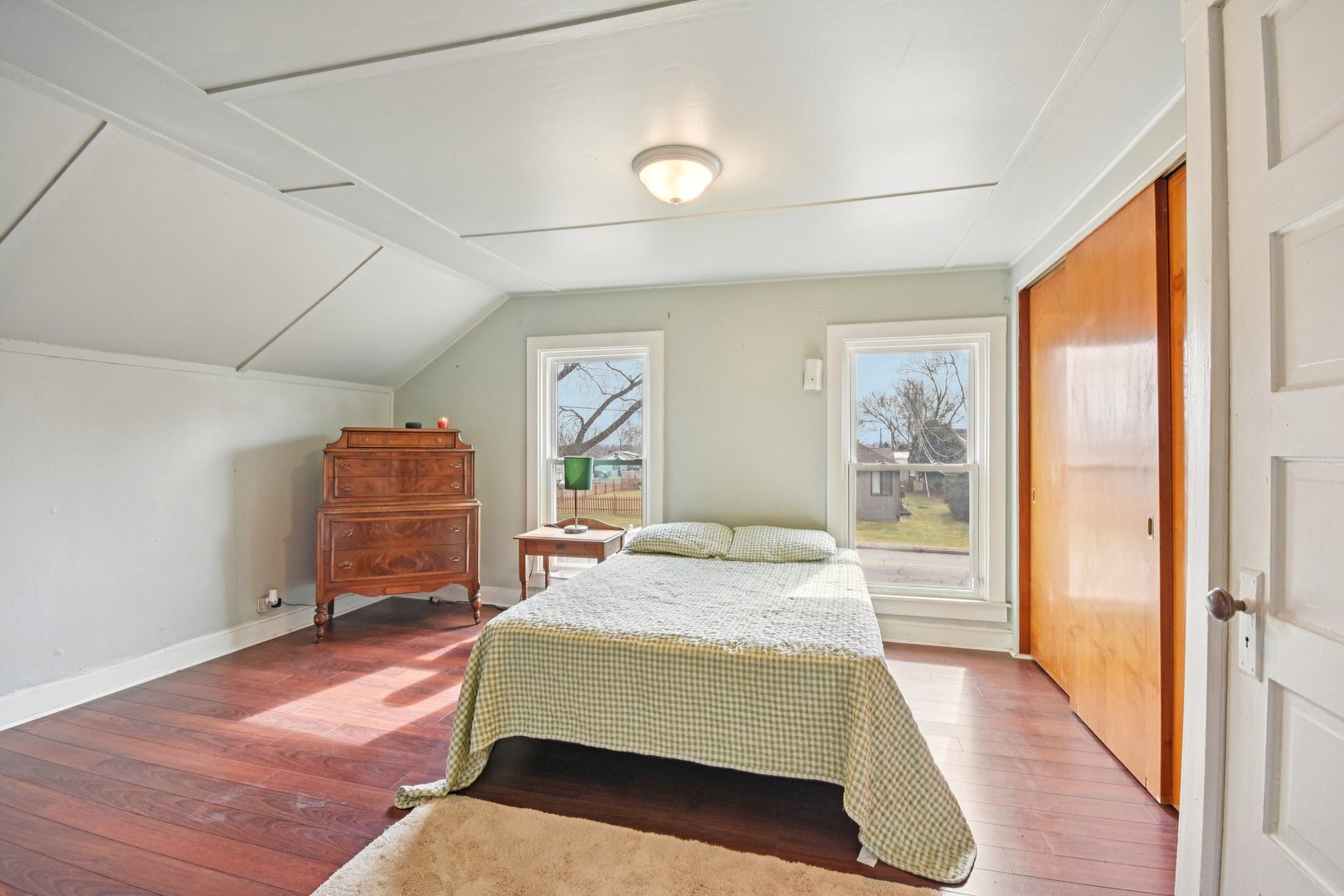 25616 W Lake Shore Drive, Ingleside, IL 60041