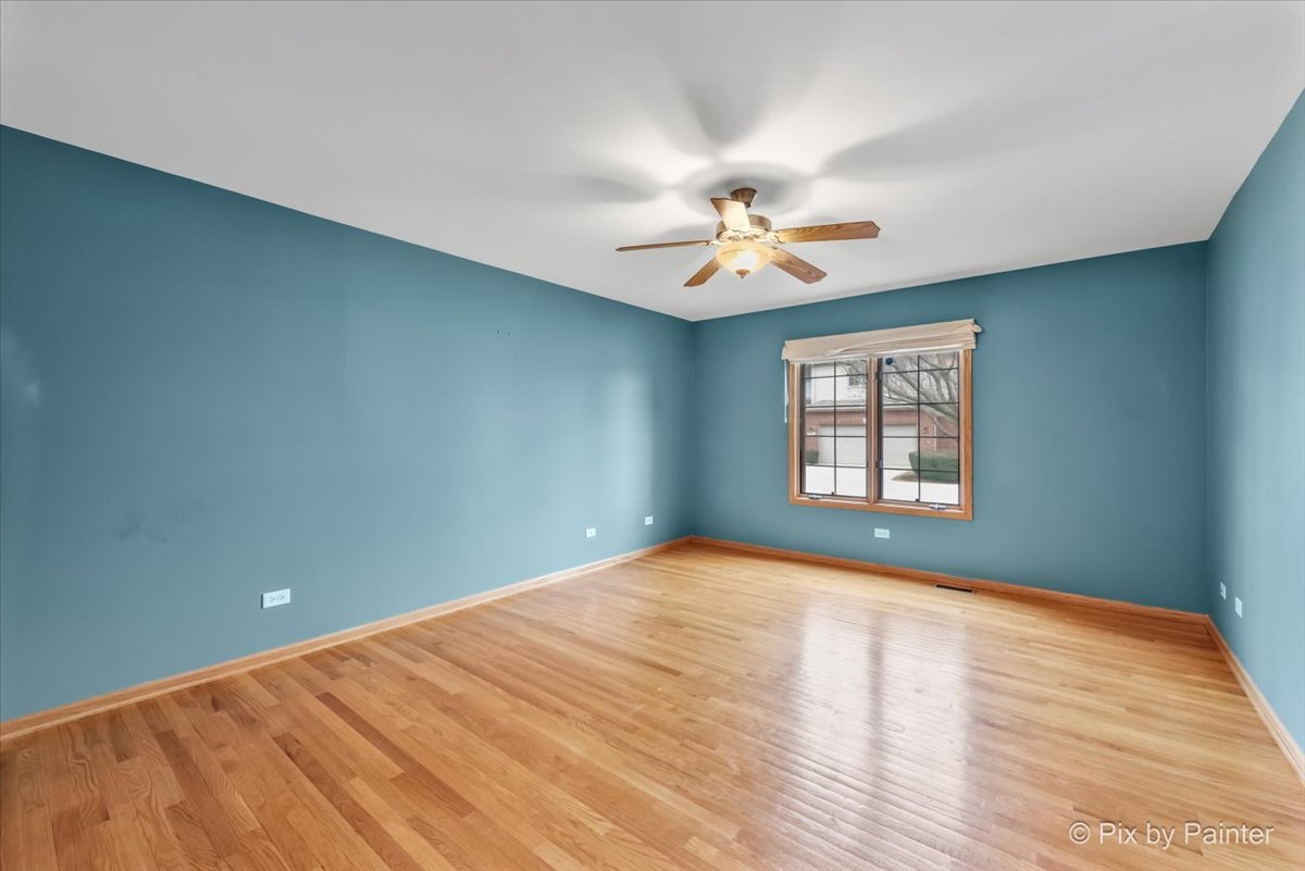 9213 Kylemore Court, Tinley Park, IL 60487