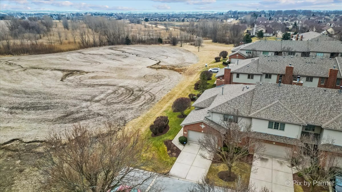 9213 Kylemore Court, Tinley Park, IL 60487