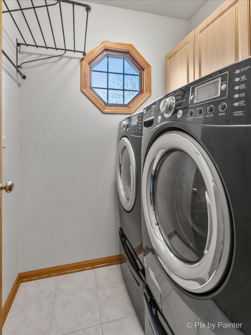 9213 Kylemore Court, Tinley Park, IL 60487