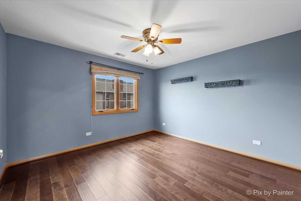 9213 Kylemore Court, Tinley Park, IL 60487