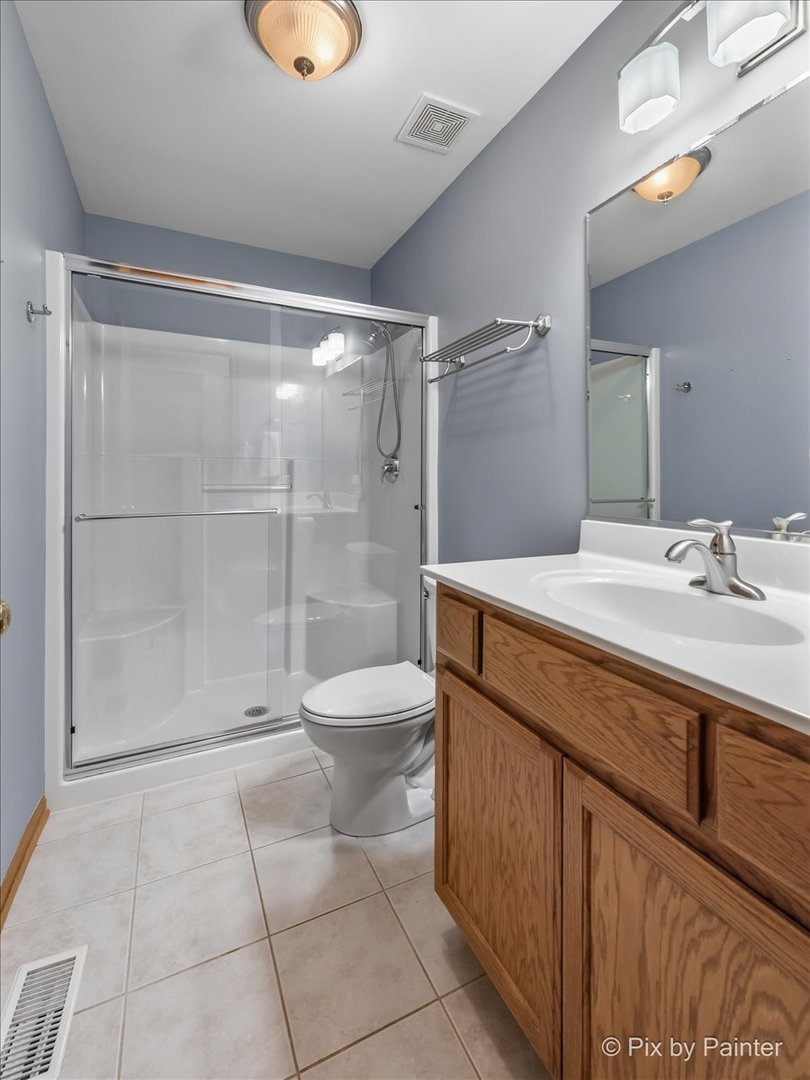 9213 Kylemore Court, Tinley Park, IL 60487