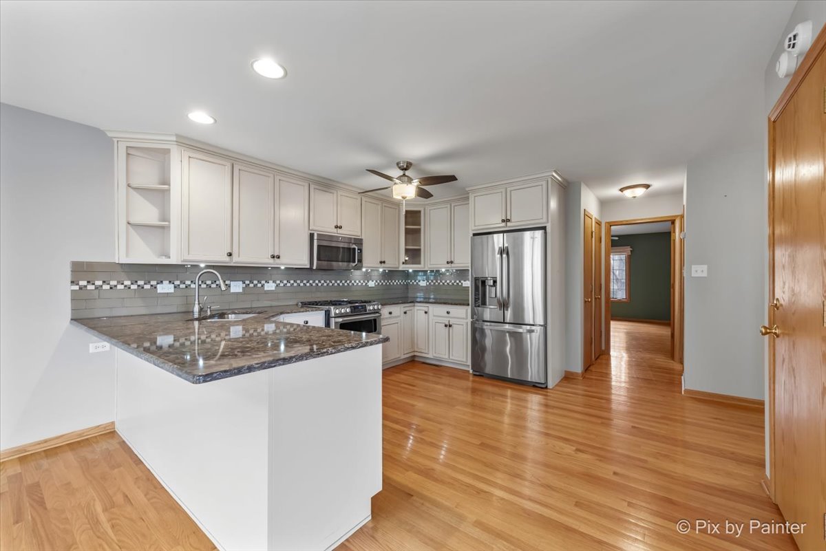 9213 Kylemore Court, Tinley Park, IL 60487