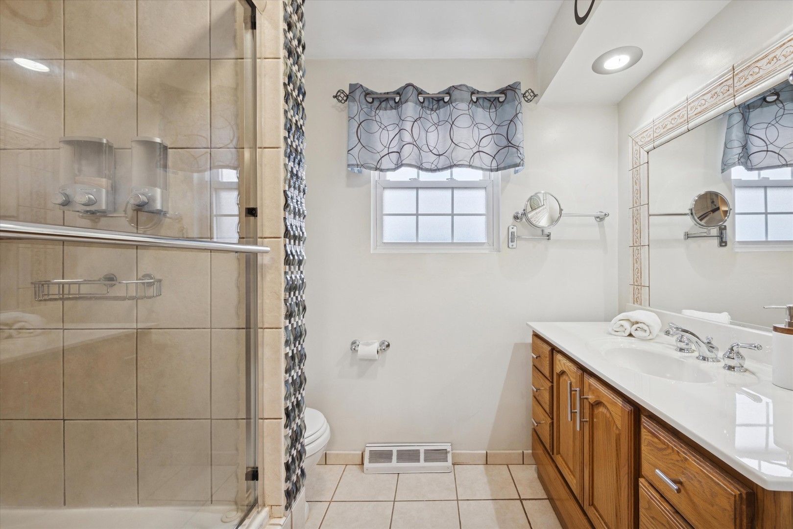 843 S Brainard Avenue, La Grange, IL 60525