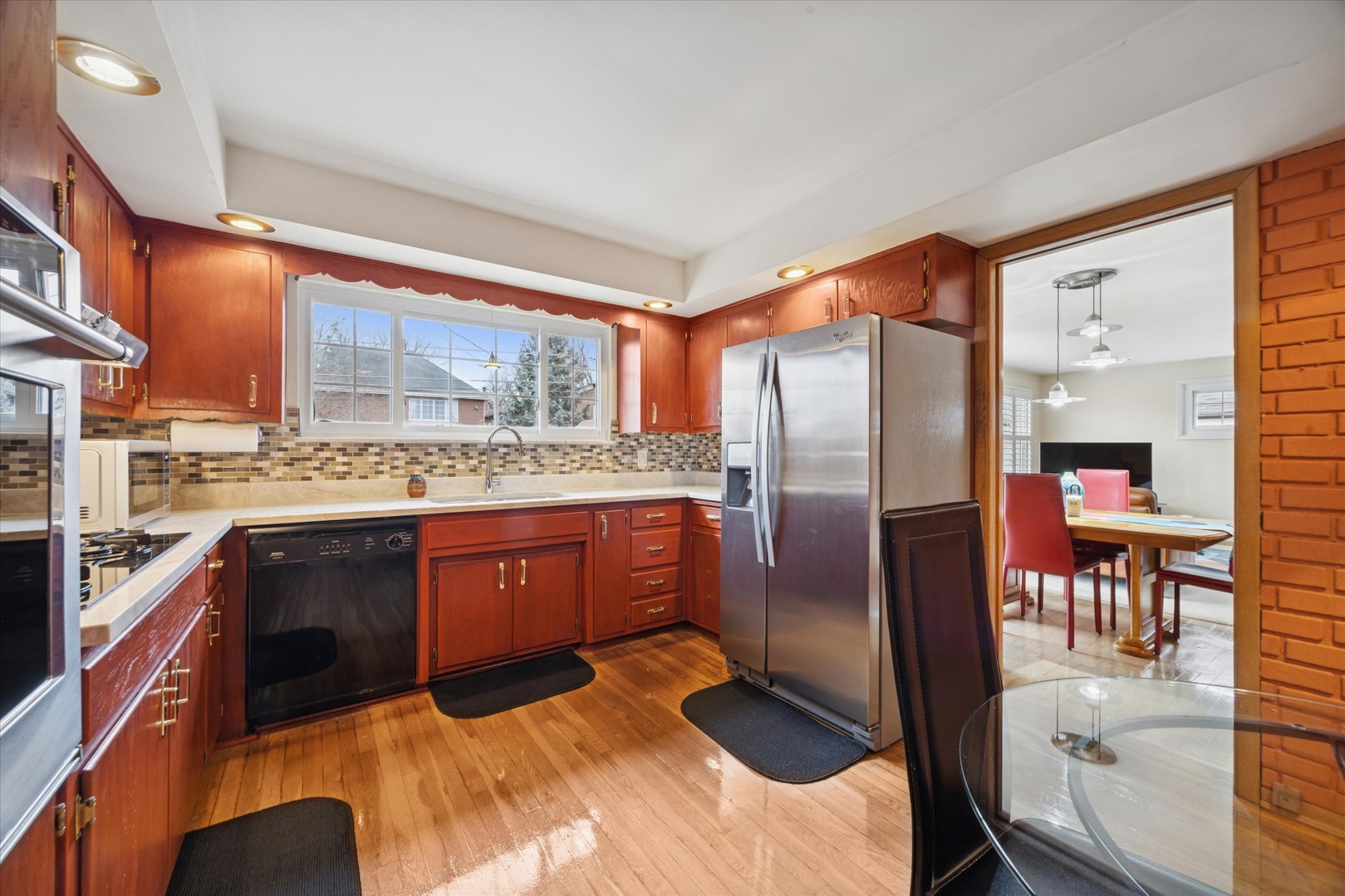 843 S Brainard Avenue, La Grange, IL 60525