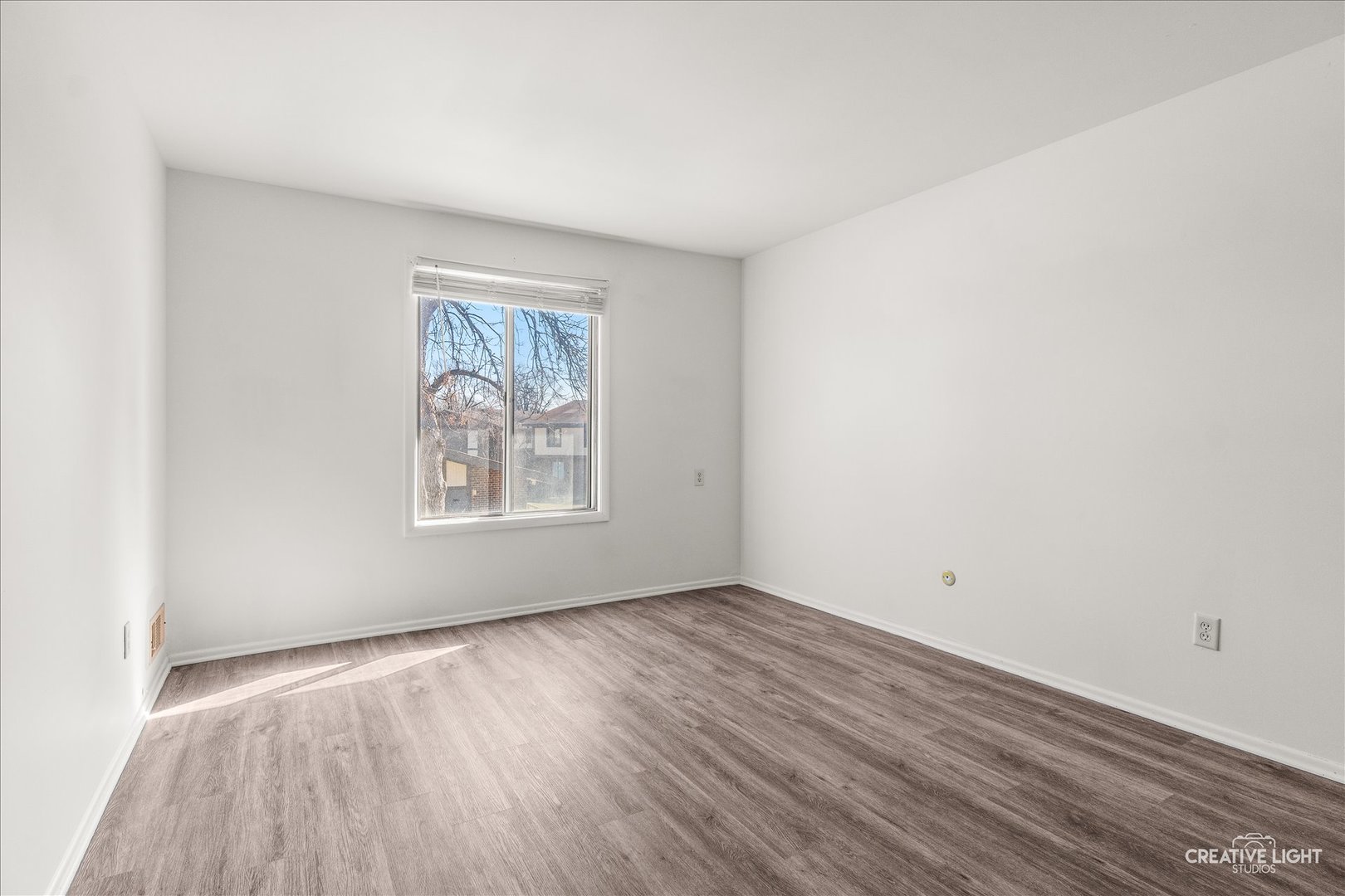 594 Somerset Lane #7, Crystal Lake, IL 60012