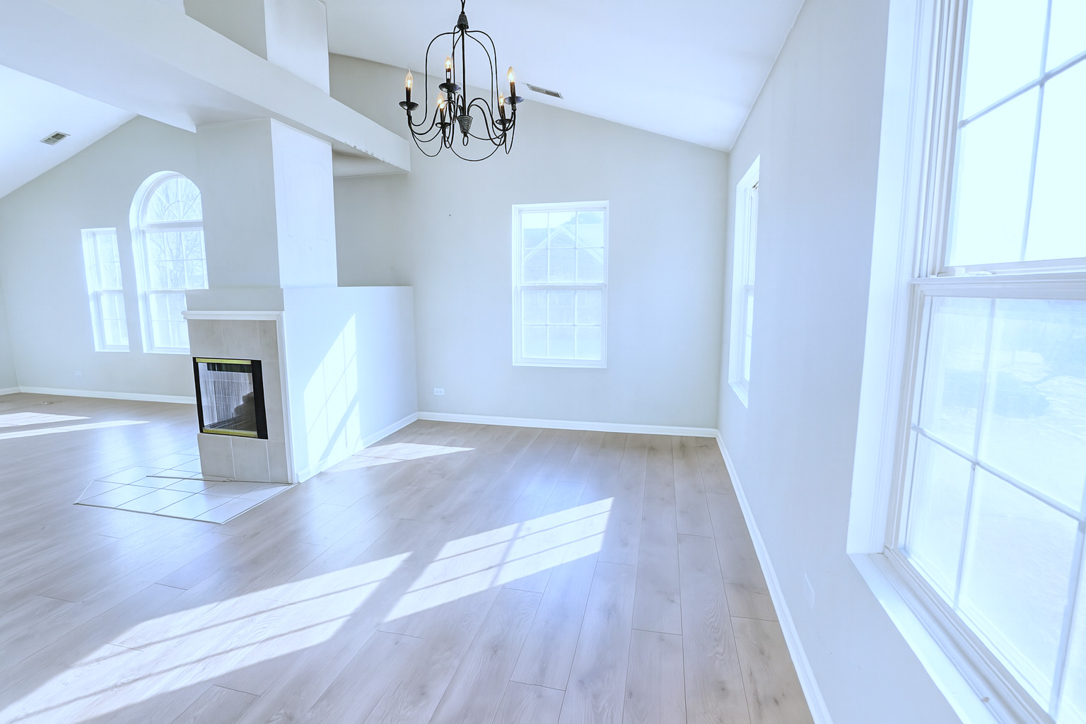 2866 Stonewater Drive #2866, Naperville, IL 60564