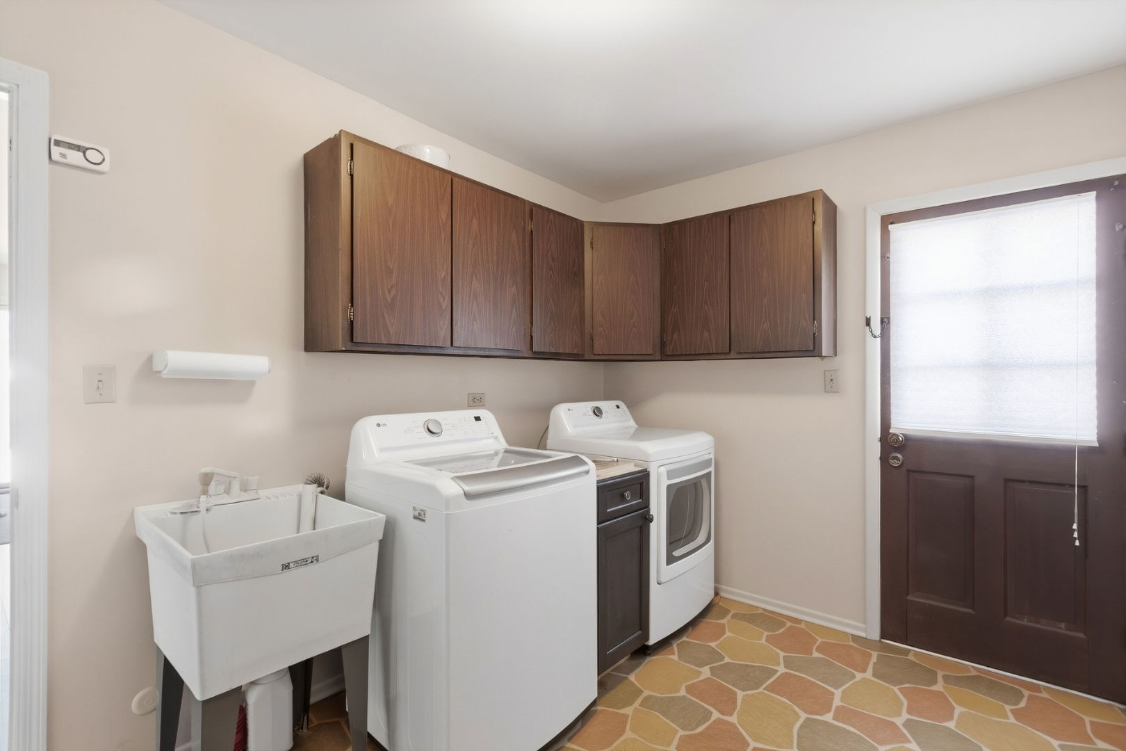 1418 Bladon Road, Schaumburg, IL 60195