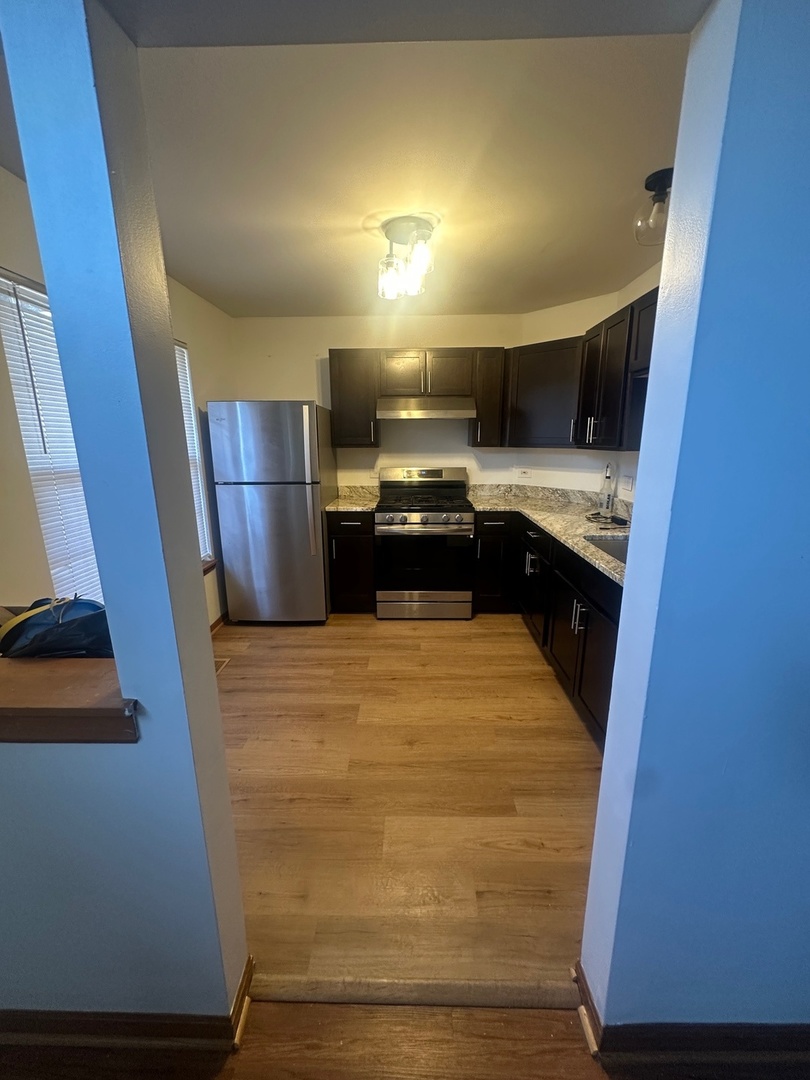 1942 Heron Avenue #B, Schaumburg, IL 60193